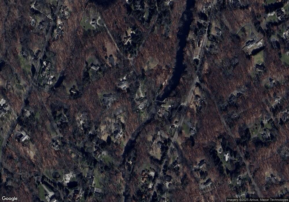 53 Buttonball Ln, Weston, CT 06883 - photo 1