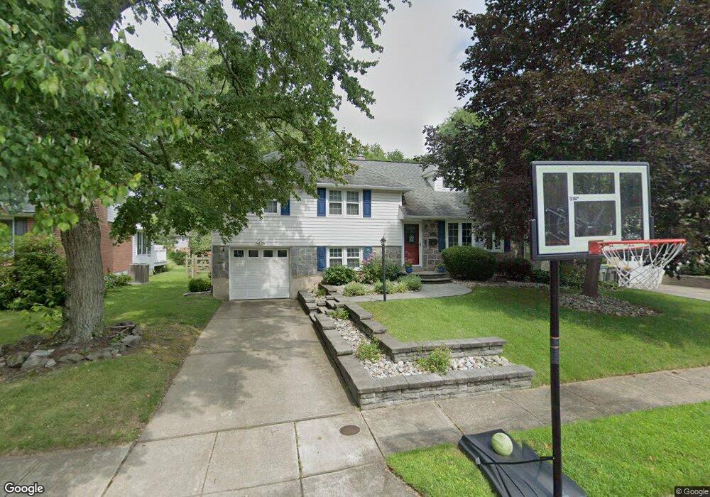 1011 Crestover Rd, Wilmington, DE 19803 - photo 1