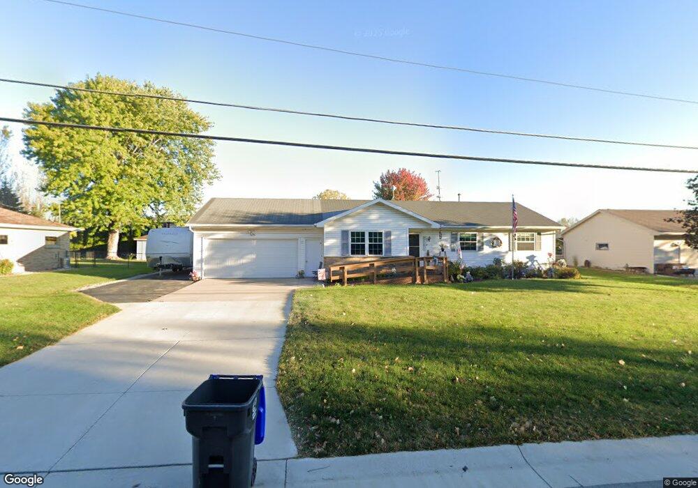 W3296 Creekview Ln, Appleton, WI 54915 - photo 1