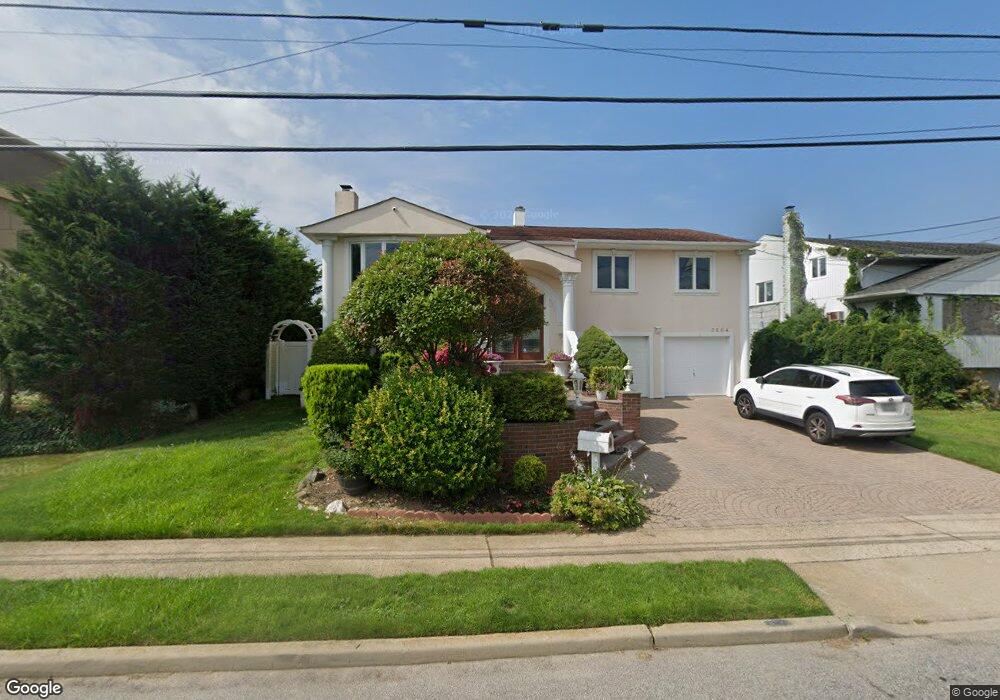 3504 Bertha Dr, Baldwin, NY 11510 - photo 1