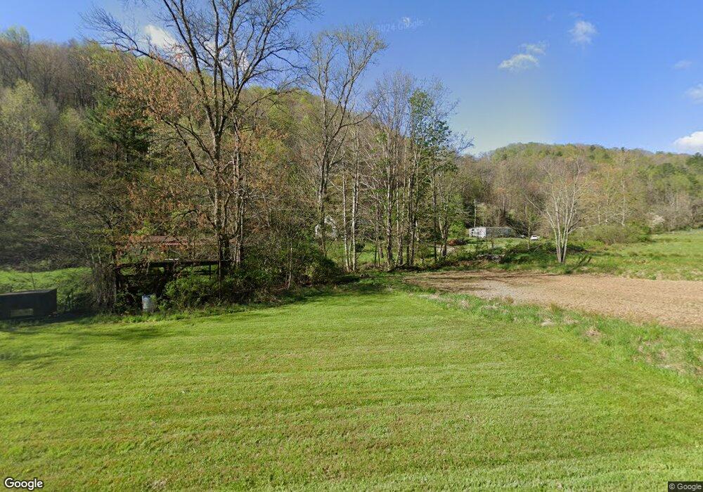 2025 Little Creek Rd, Burnsville, NC 28714 - photo 1