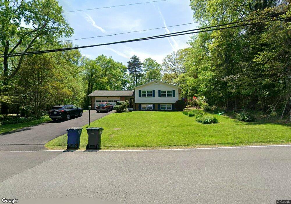 8407 Toll House Rd, Annandale, VA 22003 - photo 1