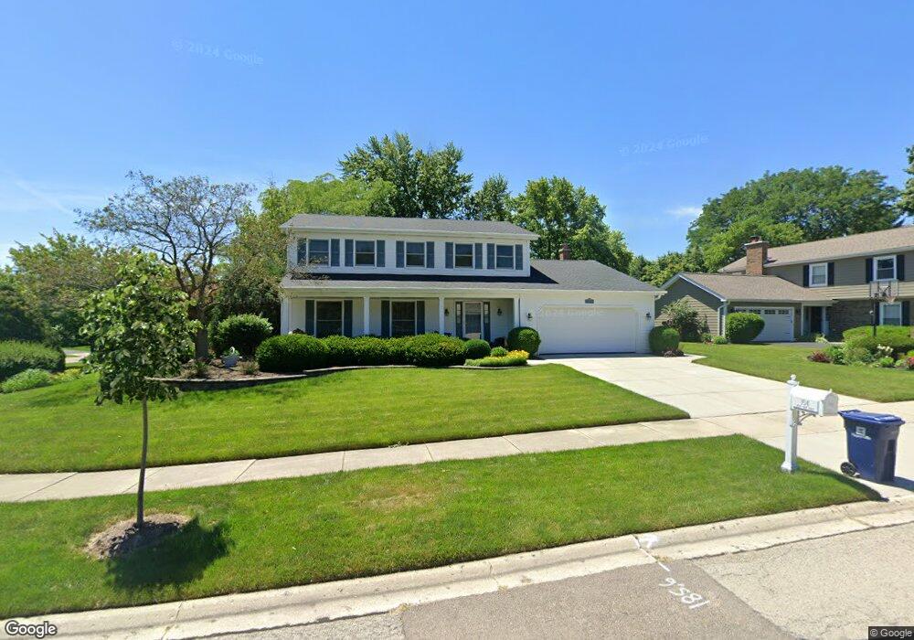 104 Split Oak Rd, Naperville, IL 60565 - photo 1