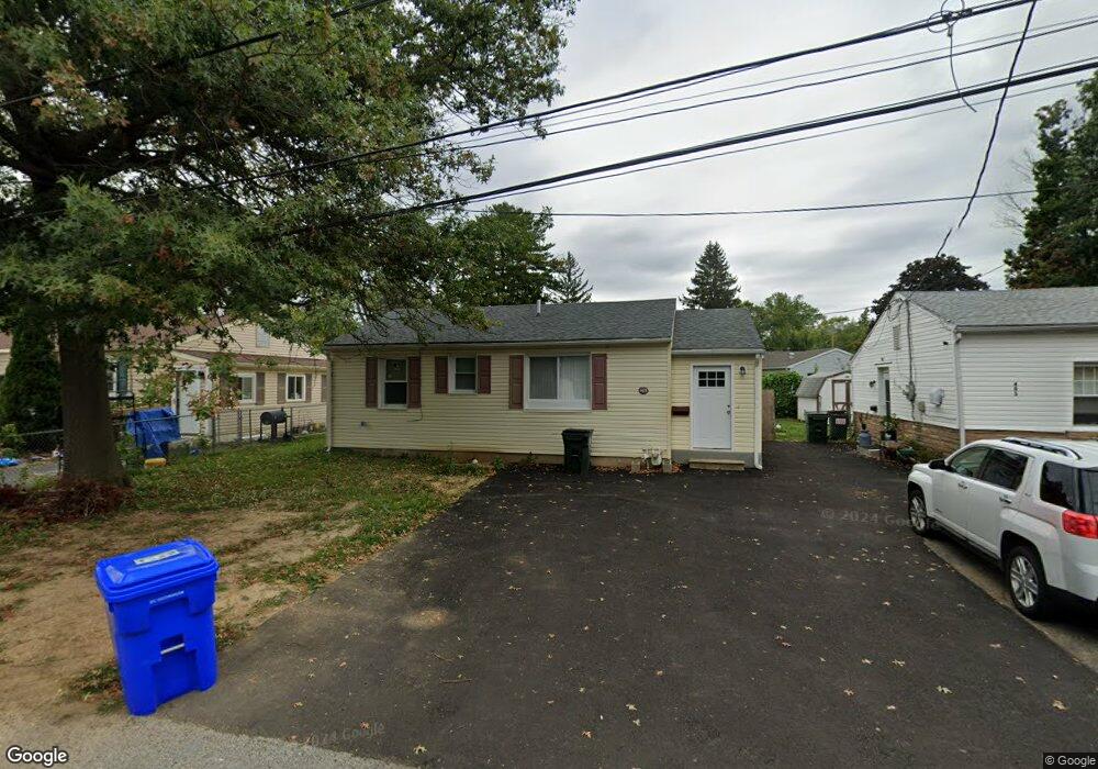 403 Albany Ct, Wallingford, PA 19086 - photo 1