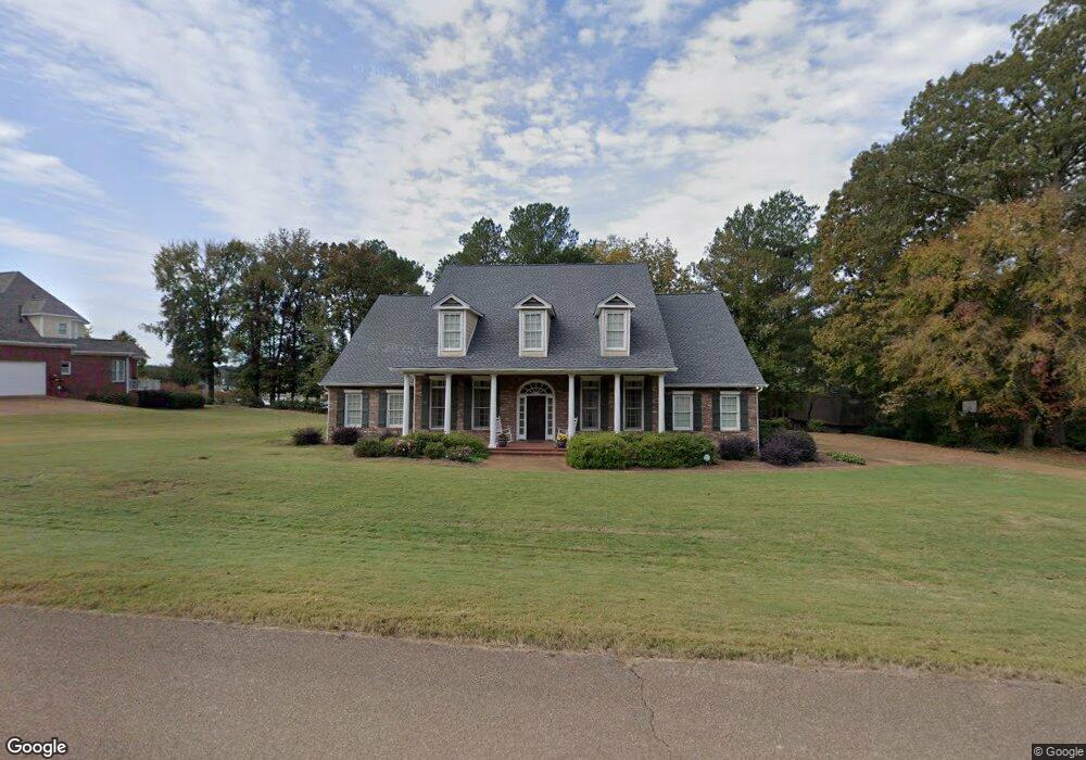 1141 E Wells Gate Dr, Oxford, MS 38655 - photo 1