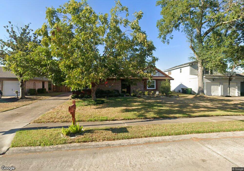 7034 Woodfern Dr, Houston, TX 77040 - photo 1