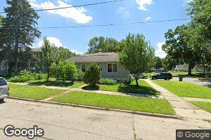 802 Grant Ave, Waterloo, IA 50702