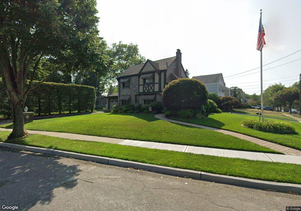 555 Bogert Rd, River Edge, NJ 07661 - photo 1