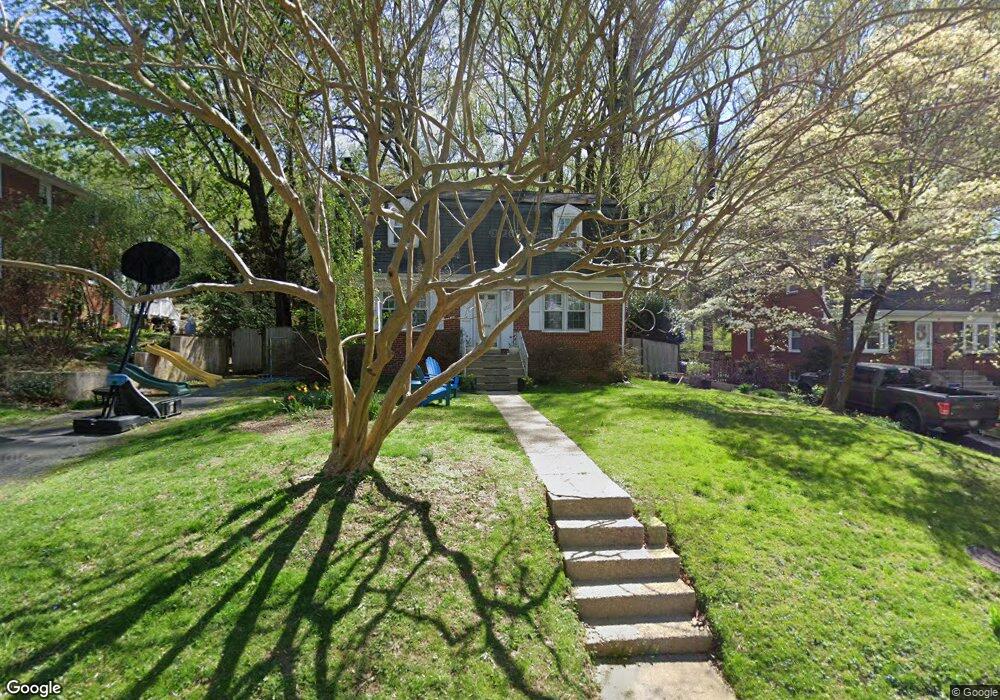 6537 Oakwood Dr, Falls Church, VA 22041 - photo 1