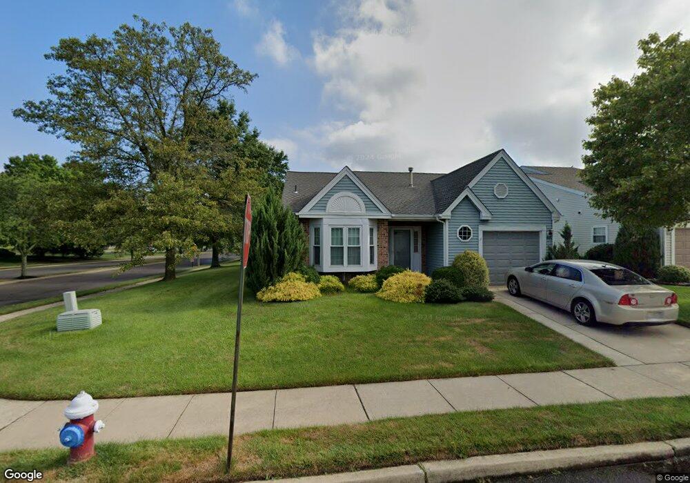 601 Cascade Dr S, Mount Laurel, NJ 08054 - photo 1