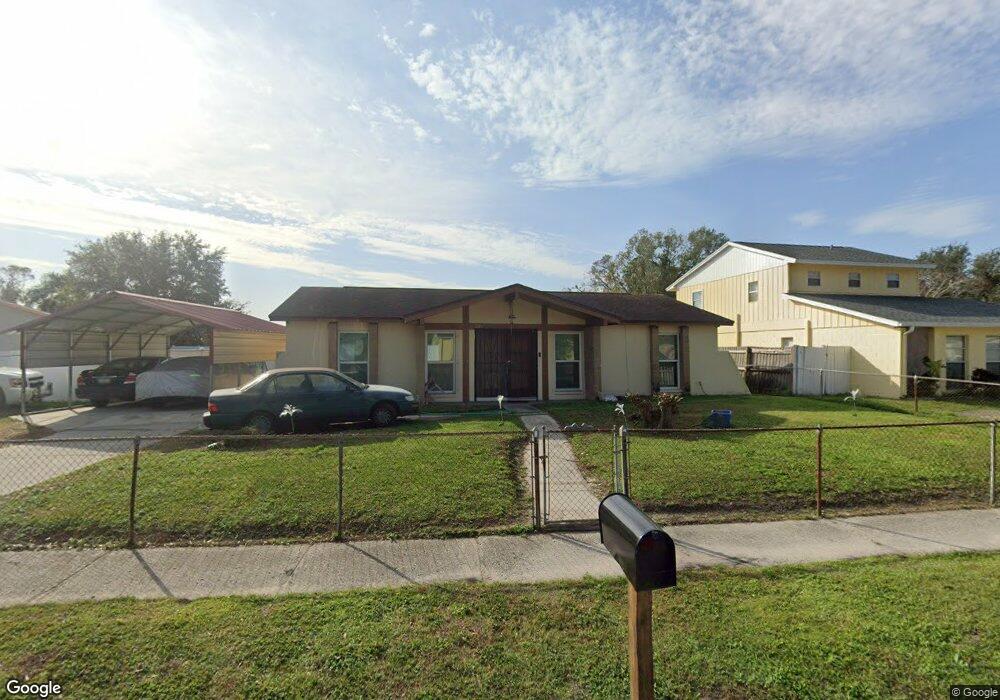 8515 Fish Lake Rd, Tampa, FL 33619 - photo 1