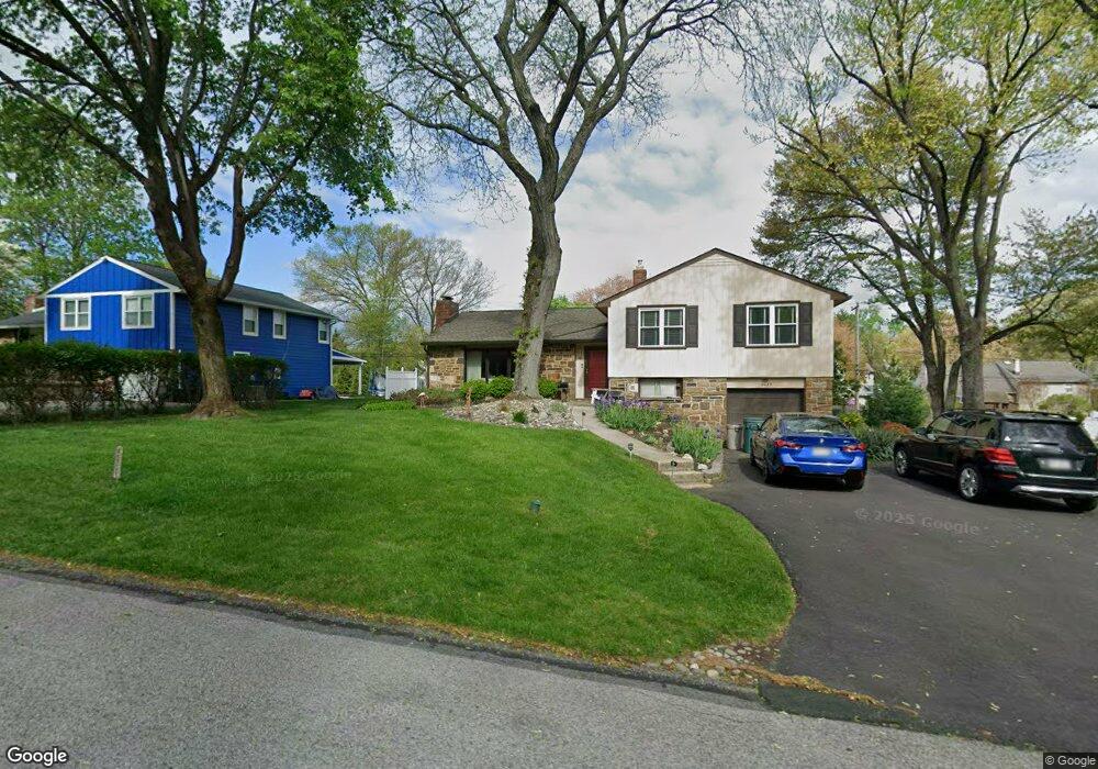 4035 Kottler Dr, Lafayette Hill, PA 19444 - photo 1