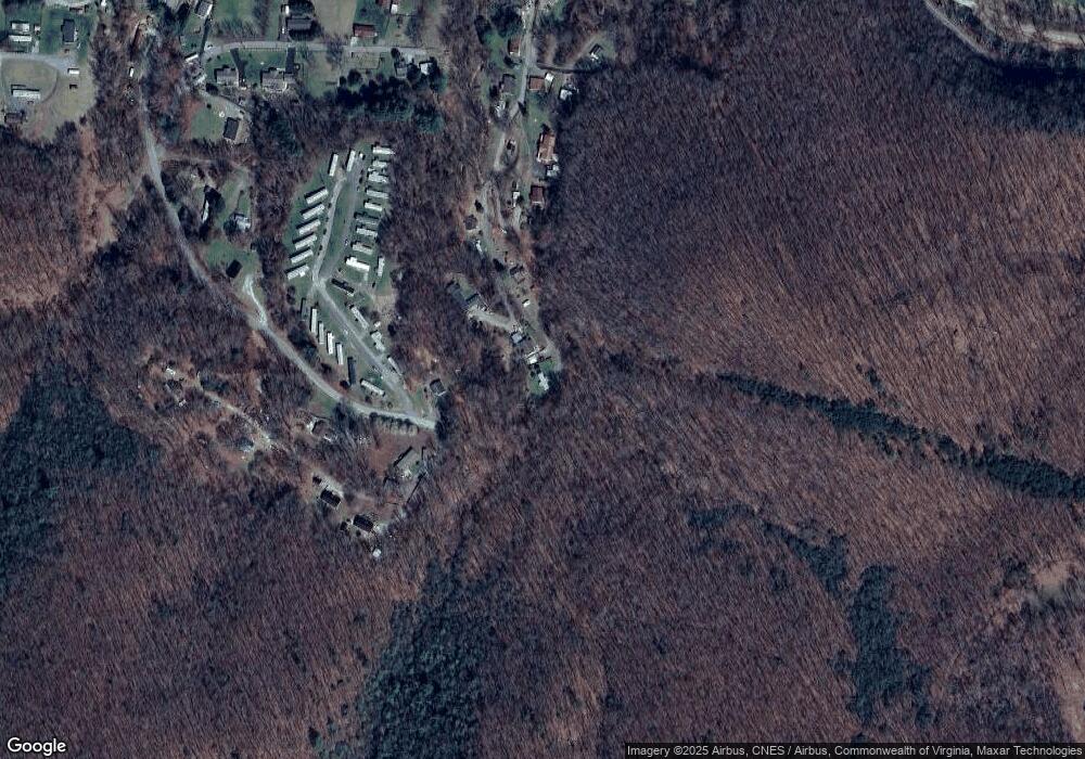 270 Cedar Ln, Pulaski, VA 24301 - photo 1