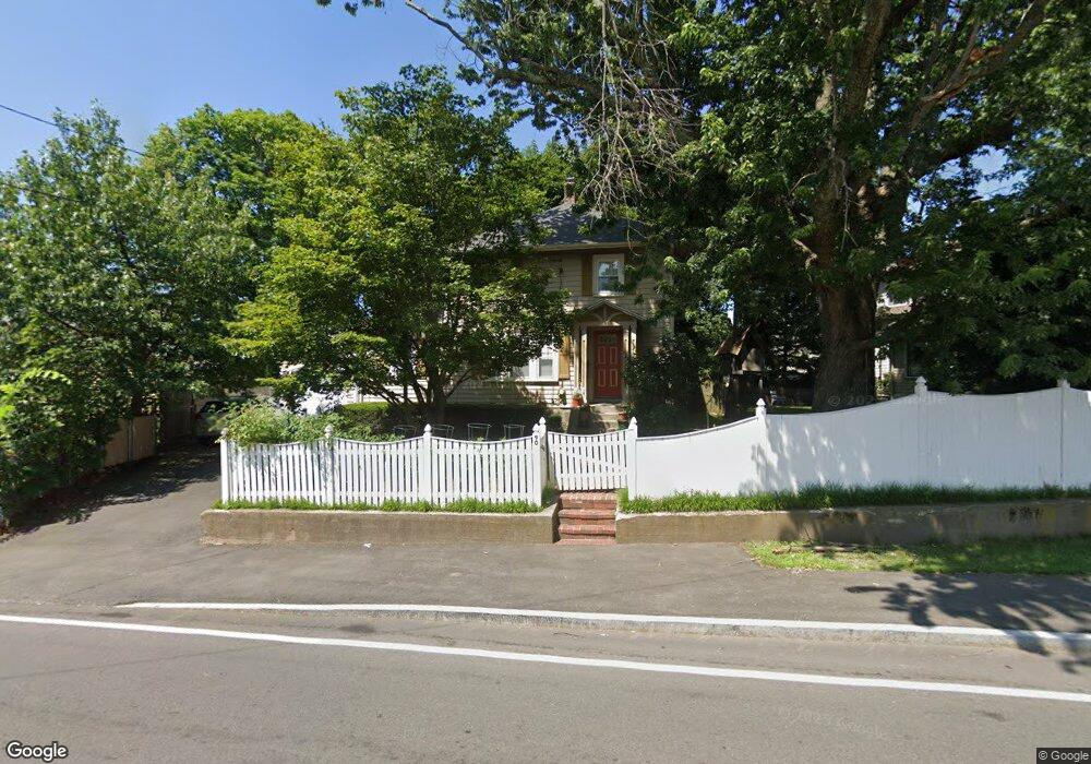 90 Squantum St, Milton, MA 02186 - photo 1