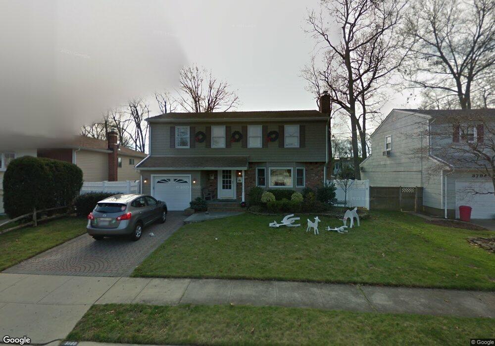 3800 Lincoln St, Seaford, NY 11783 - photo 1