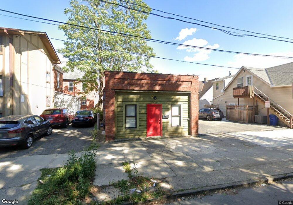 1570 Highland St, Columbus, OH 43201 - photo 1