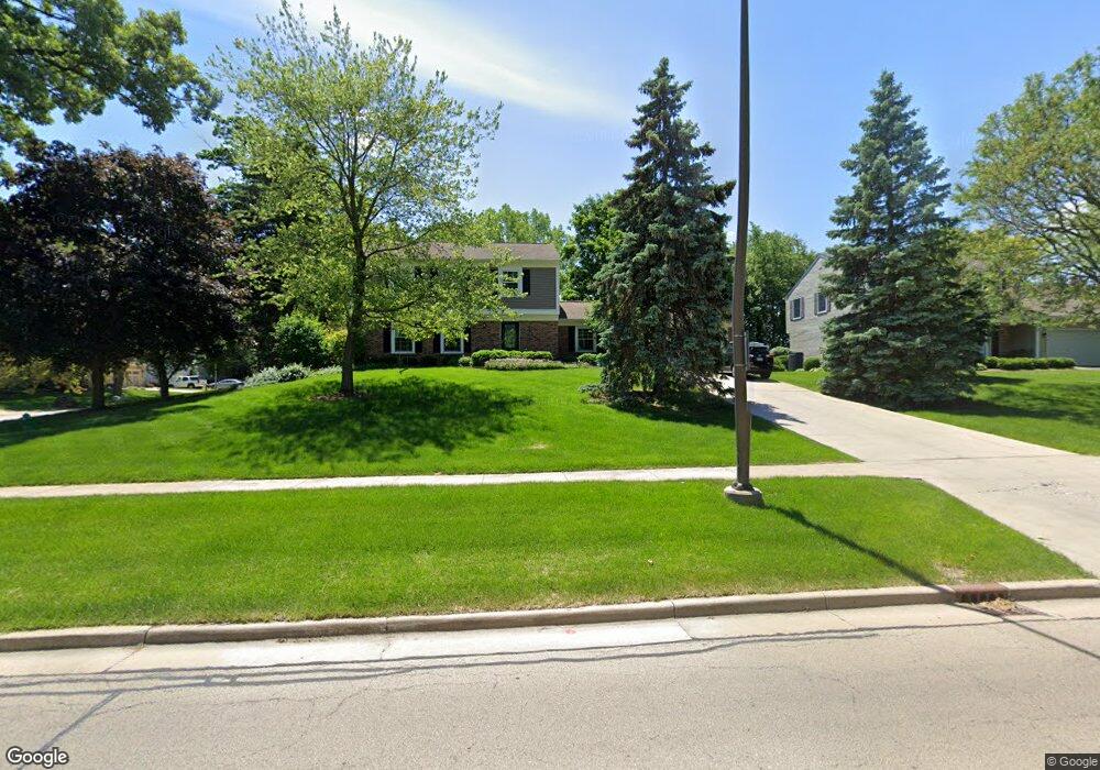 1028 Pine St, Batavia, IL 60510 - photo 1