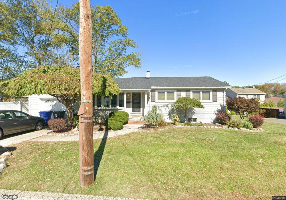 237 E Louis Place, Iselin, NJ 08830 - photo 1