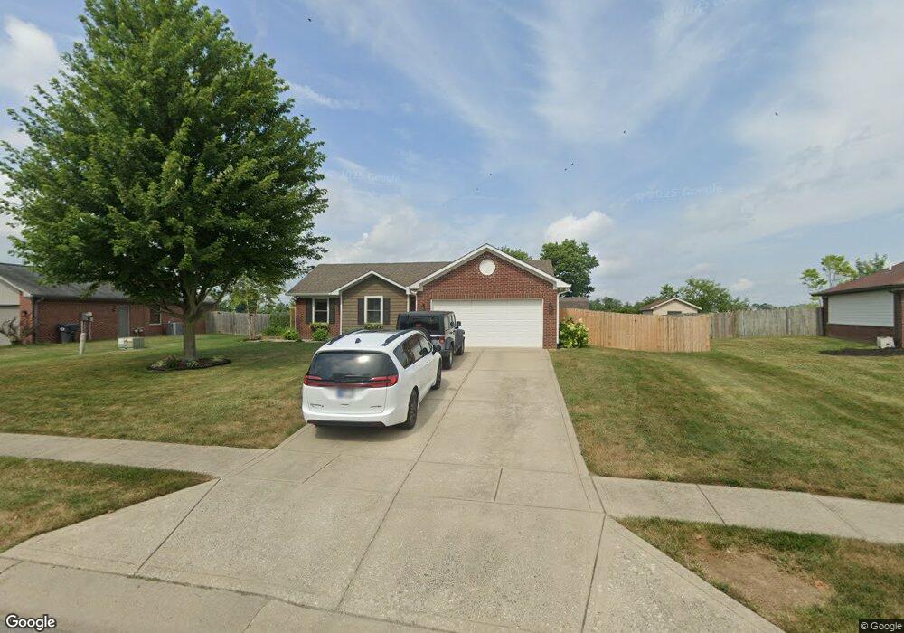230 Eastview Dr, Bargersville, IN 46106 - photo 1