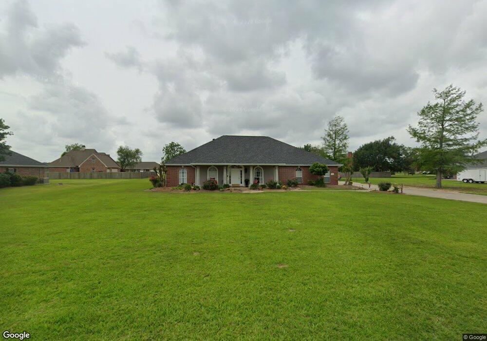 1695 N Crestview Dr, Lake Charles, LA 70605 - photo 1