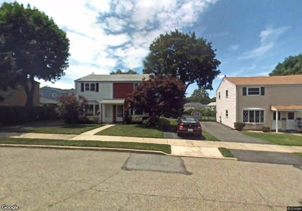 1511 Westwood Dr, Bethlehem, PA 18018 - photo 1