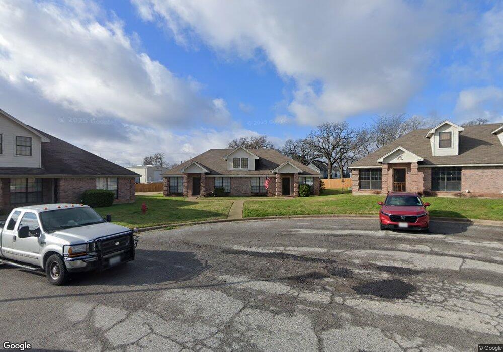 110 Henson Ct unit 12, Weatherford, TX 76086 - photo 1