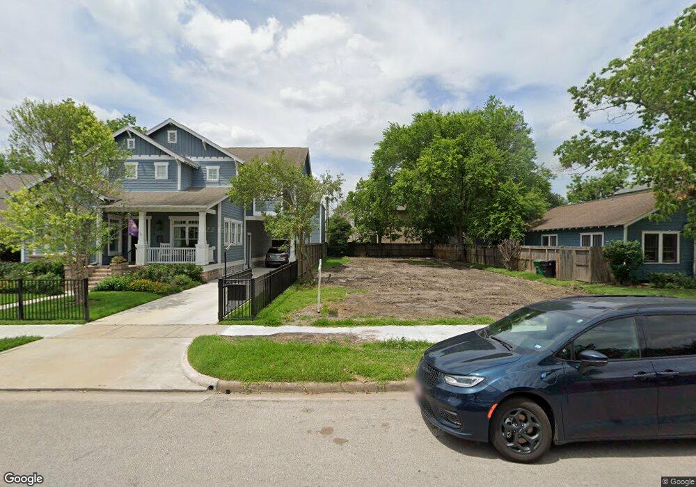 729 E 13th 12 St, Houston, TX 77008 - photo 1