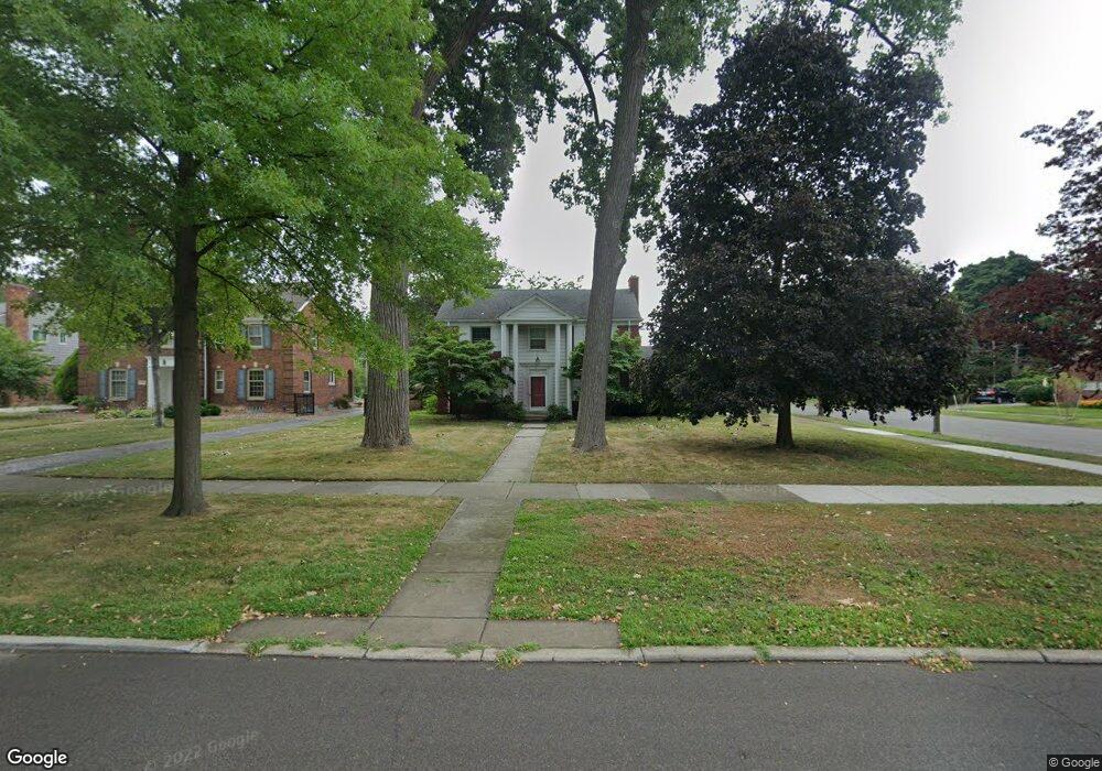 1206 Balfour St, Grosse Pointe Park, MI 48230 - photo 1