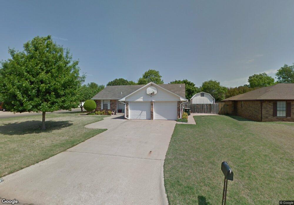 1919 High Meadow Dr, Duncan, OK 73533 - photo 1