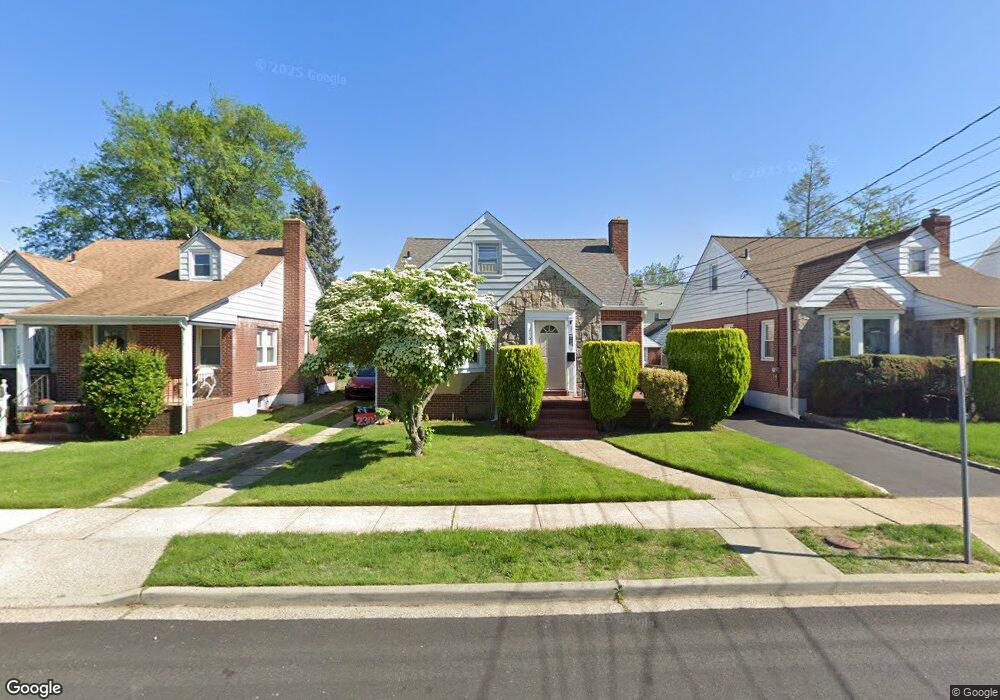 230 Fairlawn Ave, West Hempstead, NY 11552 - photo 1