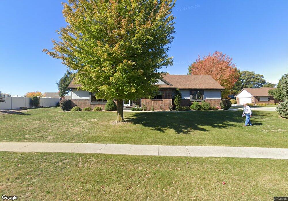 1113 W 18th St S, Newton, IA 50208 - photo 1