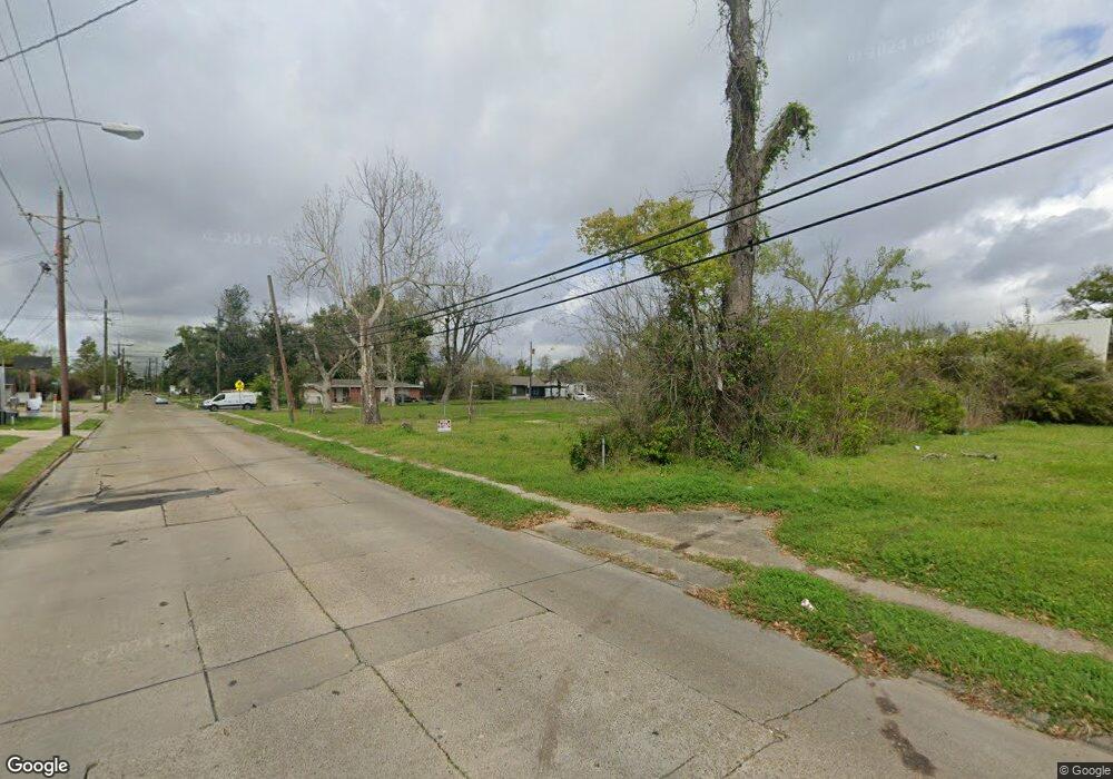 310 W 18th St, Lake Charles, LA 70601 - photo 1