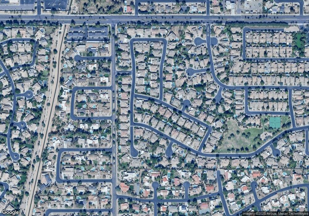 77 W Louis Way, Tempe, AZ 85284 - photo 1