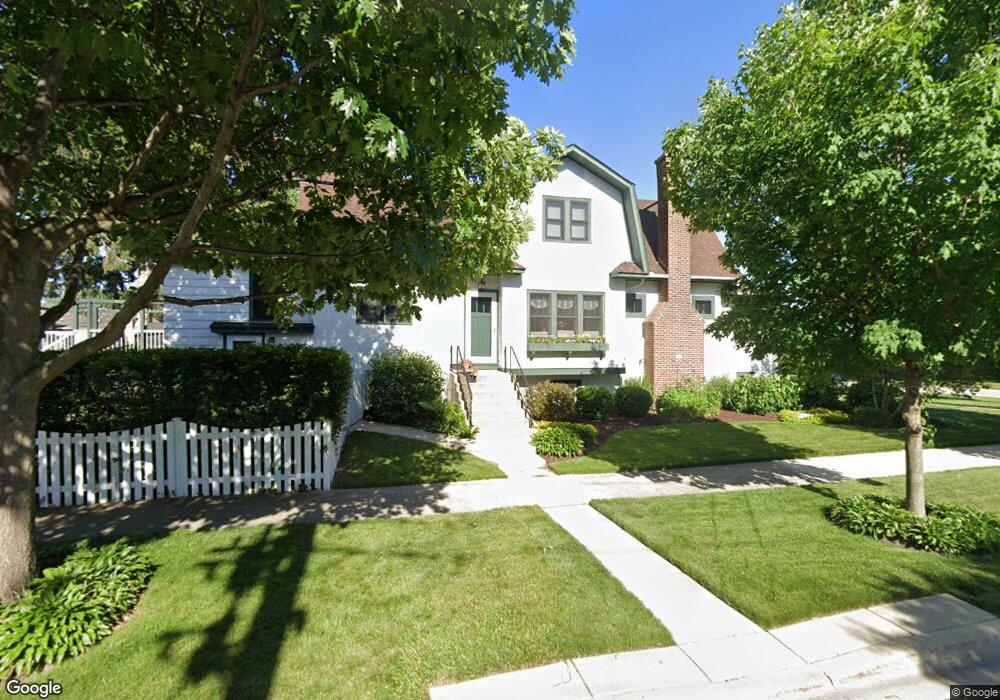 229 W Fremont Ave, Elmhurst, IL 60126 - photo 1