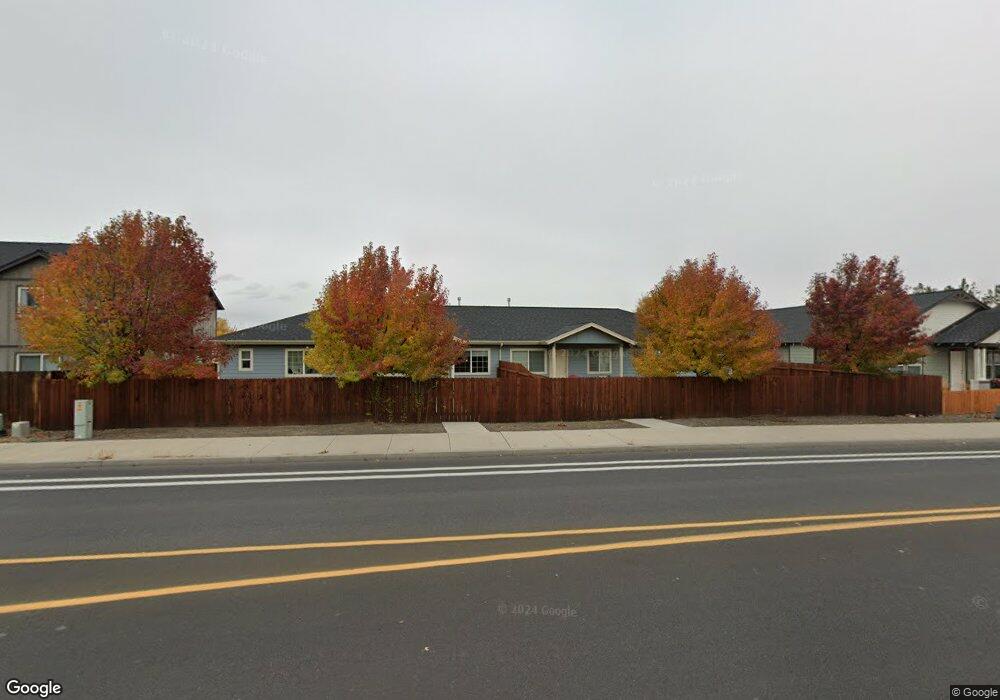 1252 SW 27th St, Redmond, OR 97756 - photo 1