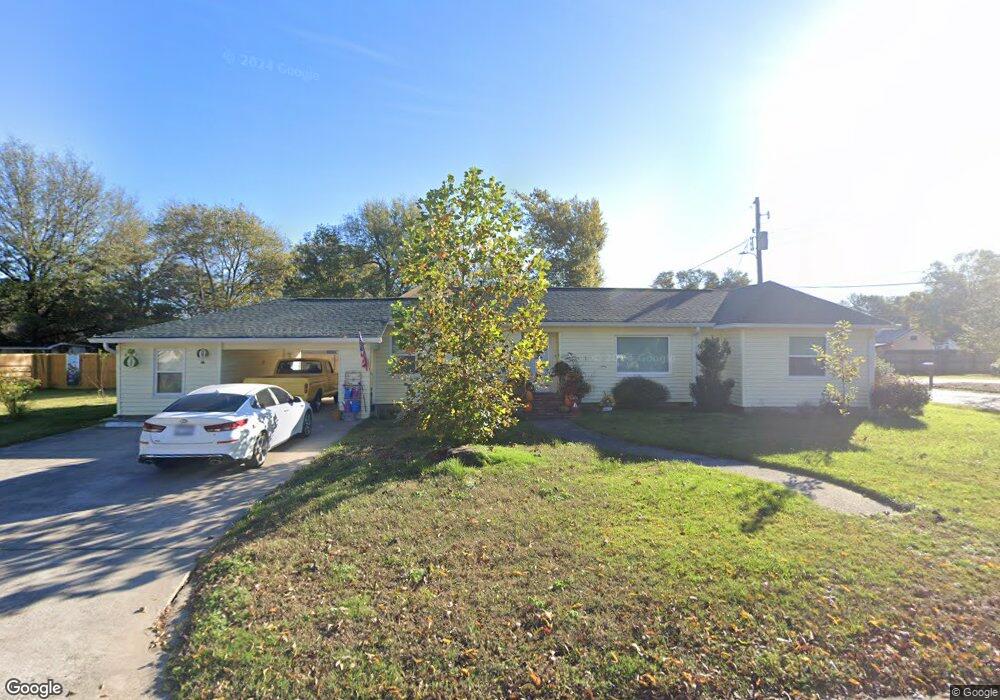 1011 S Henderson St, Stuttgart, AR 72160 - photo 1