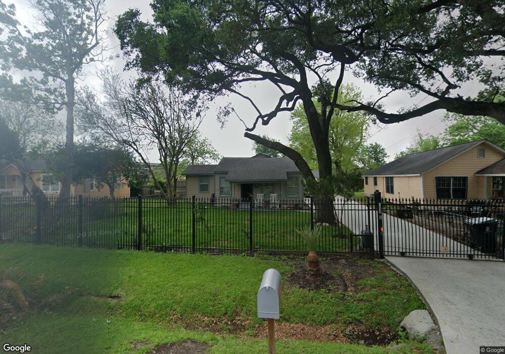 1523 Wellington St, Houston, TX 77093 - photo 1