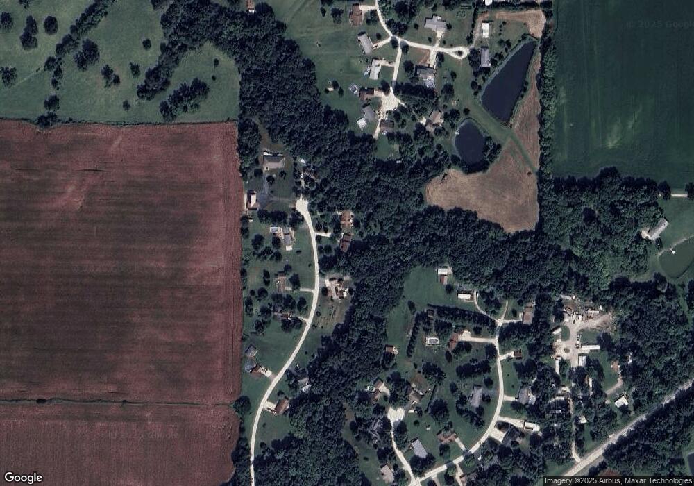 120 W Point Dr, Jacksonville, IL 62650 - photo 1