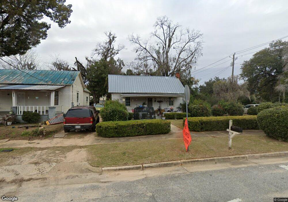 609 N Clay St, Bainbridge, GA 39817 - photo 1
