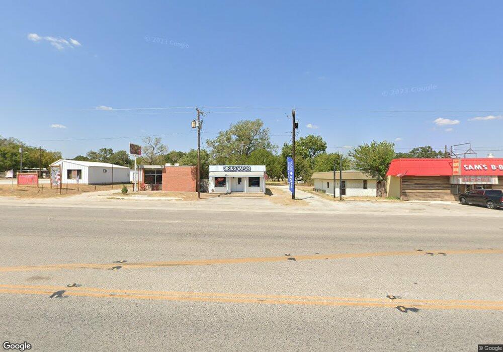 109 E Rock Island Ave, Boyd, TX 76023 - photo 1