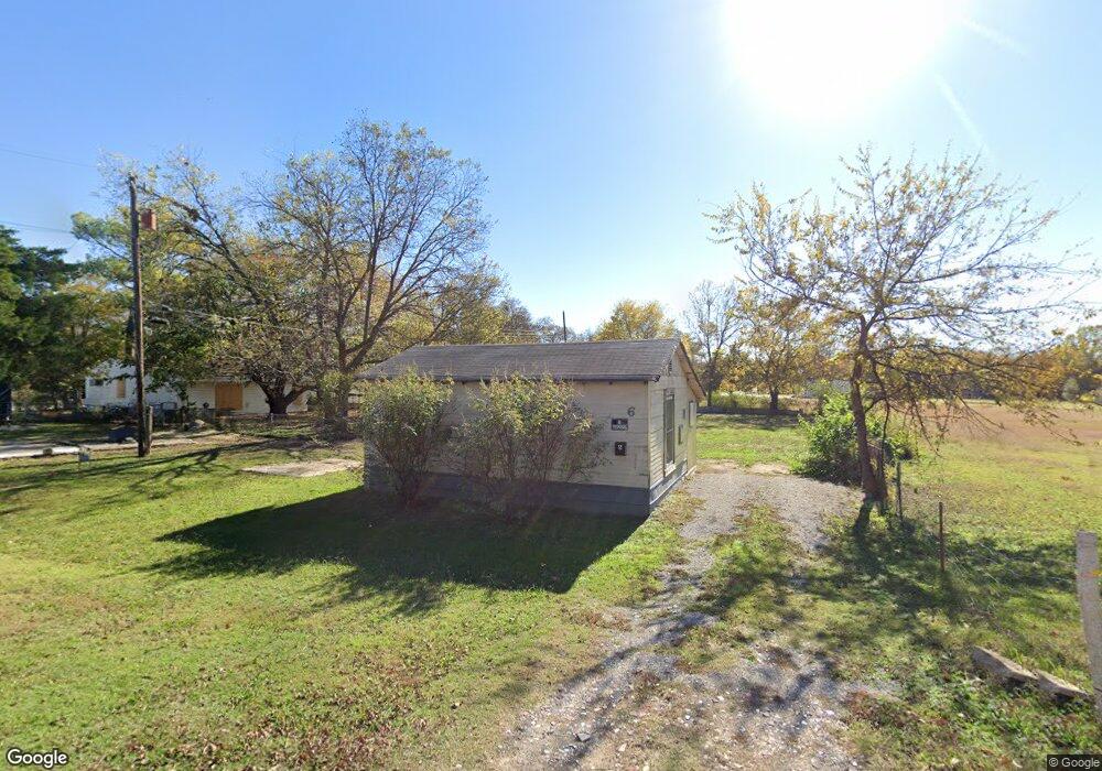 6 10th Ave SE, Ardmore, OK 73401 - photo 1
