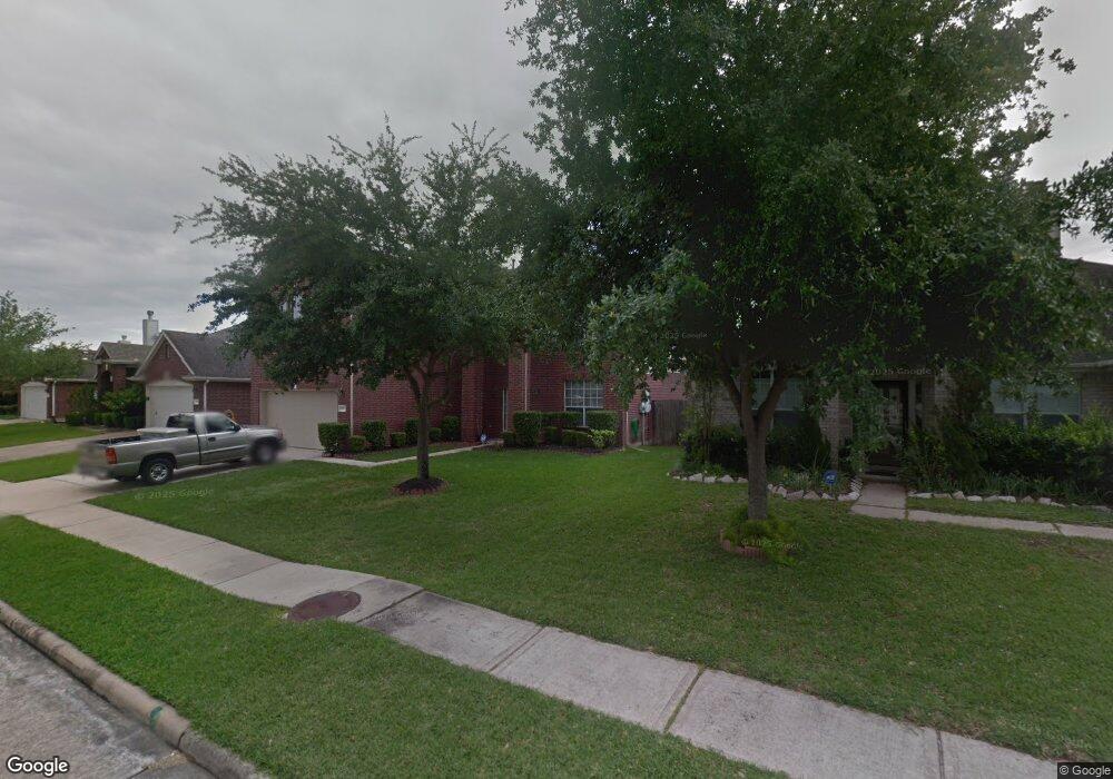 4923 Mountain Timber Dr, Friendswood, TX 77546 - photo 1