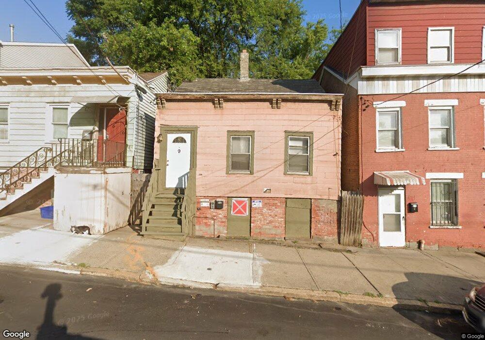 9 Stephen St, Albany, NY 12202 - photo 1