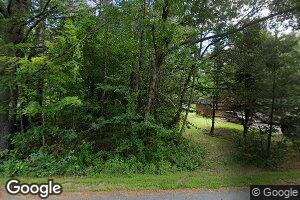 7 Locust Dr, Holderness, NH 03245
