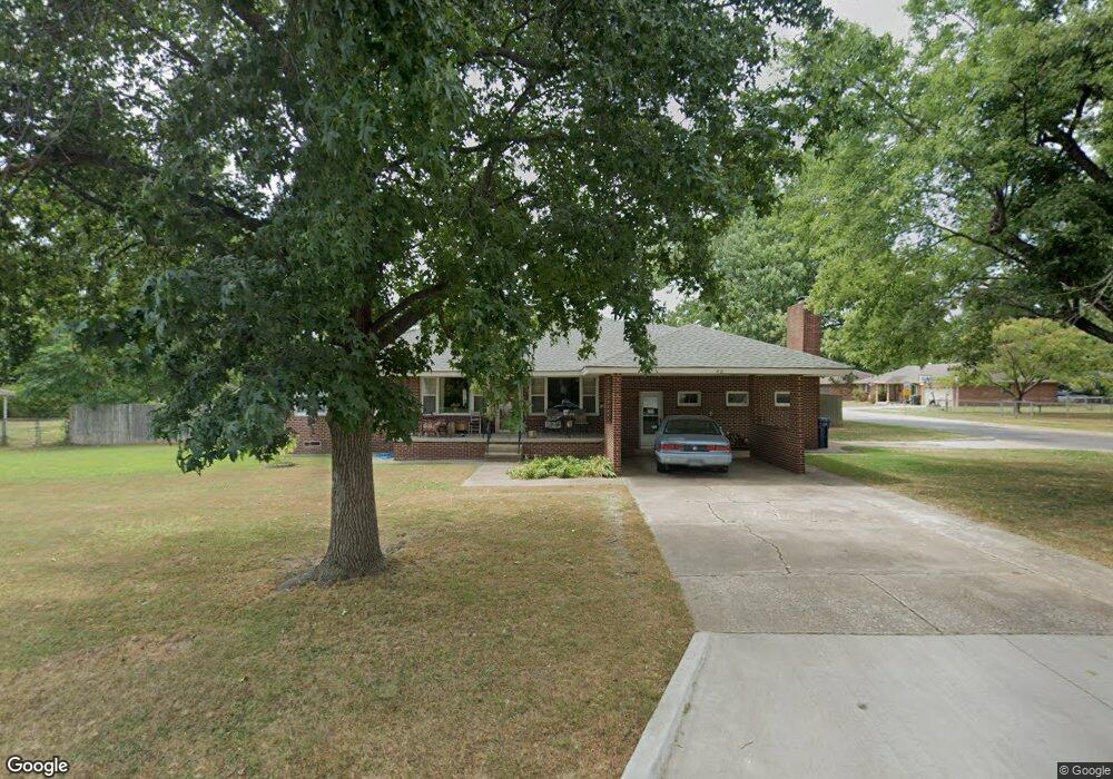 46 W Chestnut St, Skiatook, OK 74070 - photo 1