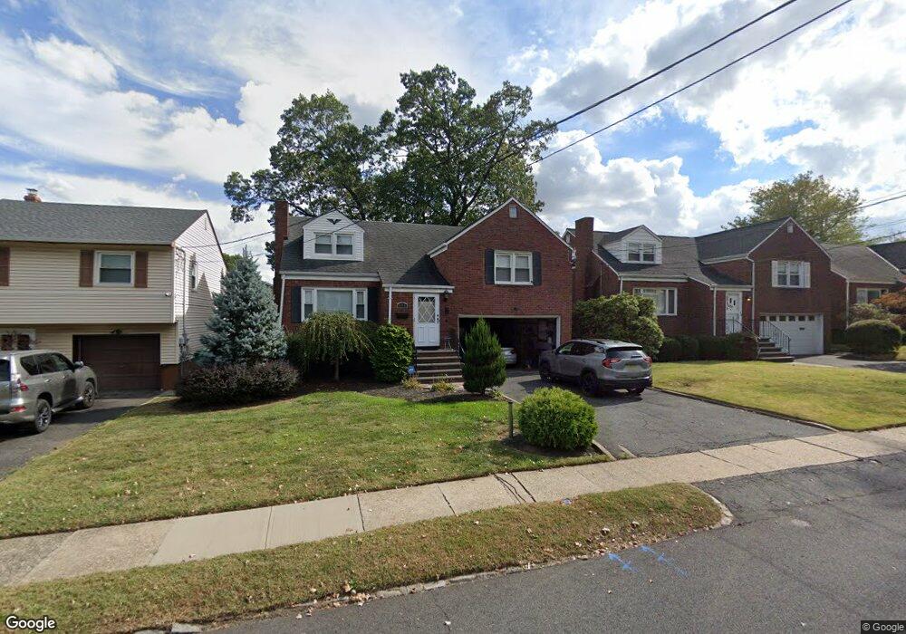 641 Salem Rd, Union, NJ 07083 - photo 1