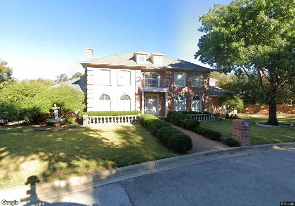 6813 Nob Hill Dr, North Richland Hills, TX 76182 - photo 1