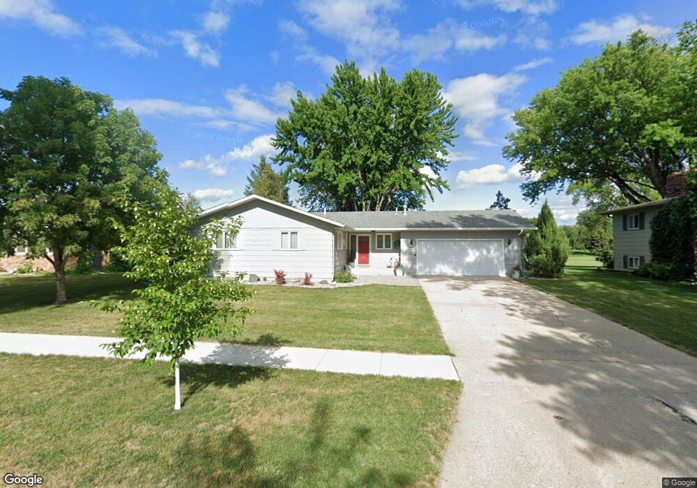 2837 Maple St N, Fargo, ND 58102 - photo 1