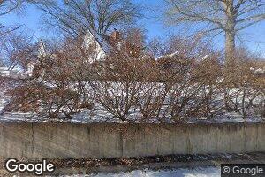 823 Broadview Dr, Lawrence, KS 66044