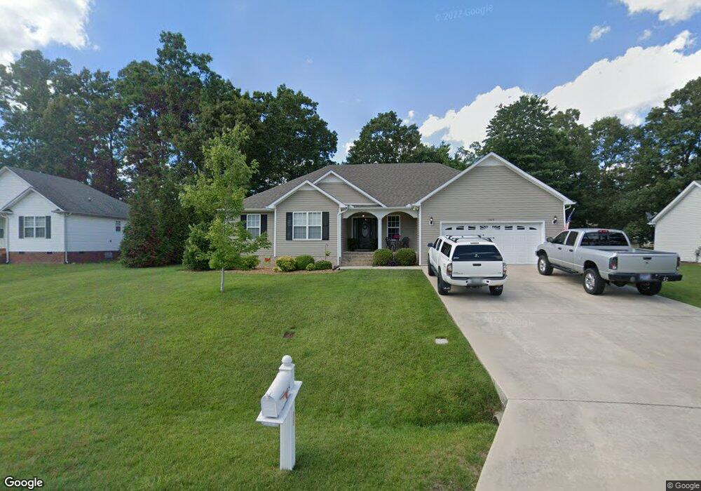 305 Indian Springs Cir, Manchester, TN 37355 - photo 1